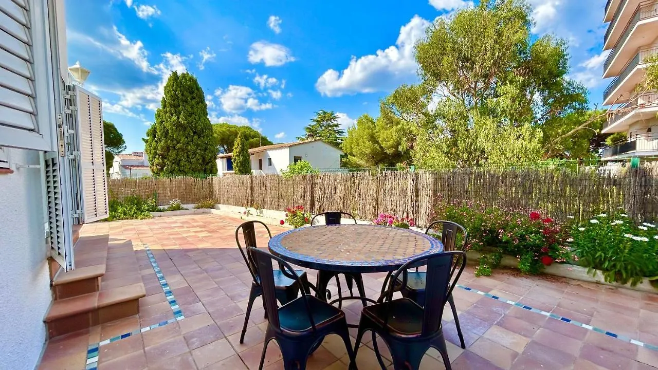Casa Con Jardin Y Piscina Comunitaria Apartment S'Agaro