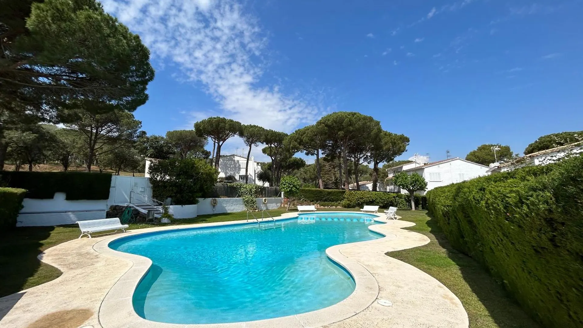 Casa Con Jardin Y Piscina Comunitaria Apartment S'Agaro